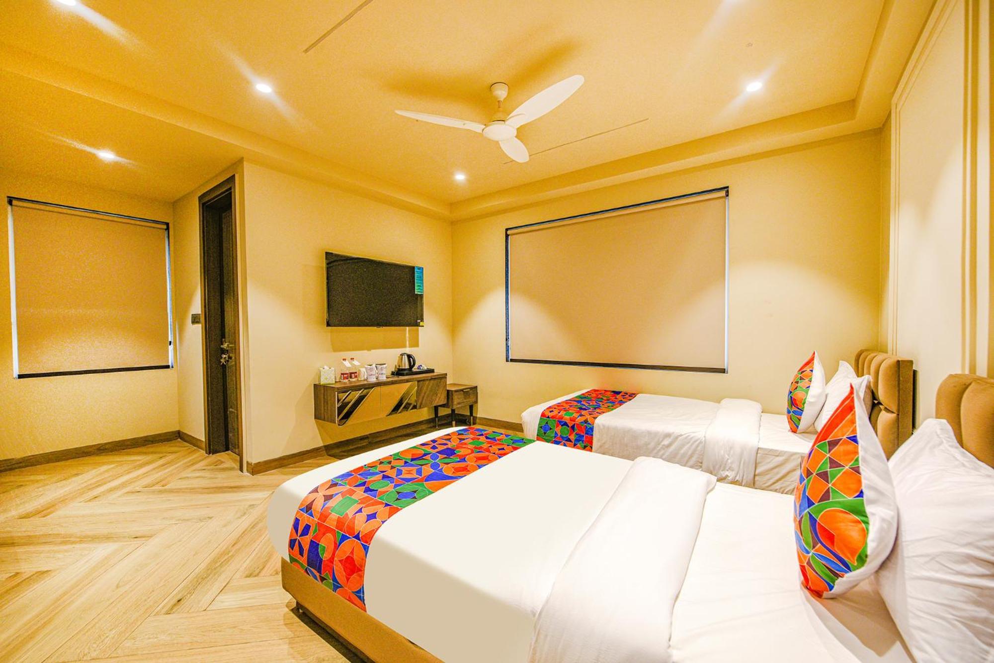 Fabhotel Prime Qotel Janakpuri Delhi  Exterior foto